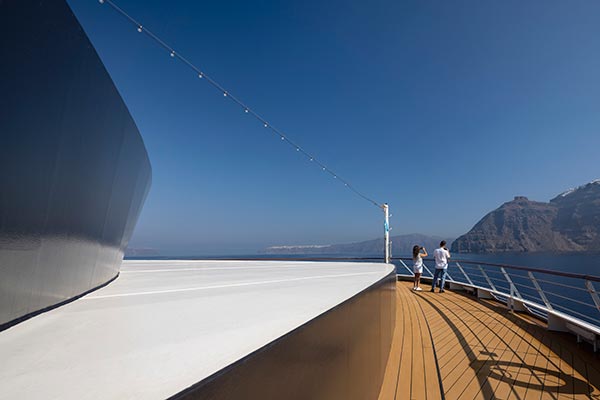 World Traveller Gallery Image